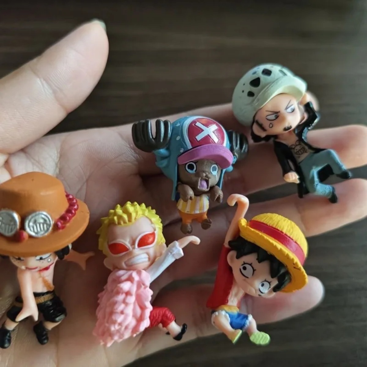One Piece Chopper Luffy Law Do - đánh giá và giá Capsule Toy Gashapon